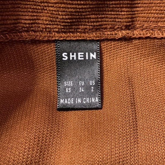 SHEIN corduroy skater skirt - Picture 3 of 3